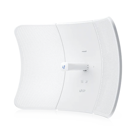 Cliente LTU® de 5 GHz que establece enlaces inalámbricos de muy larga distancia con un LTU Rocket que actúa como su estación base.